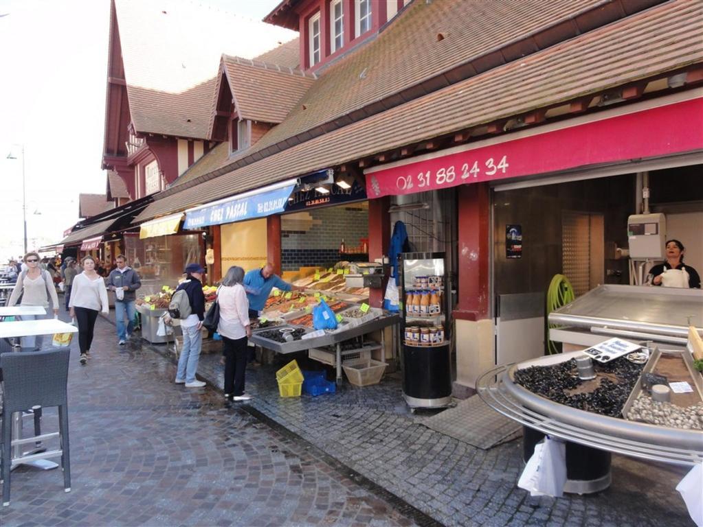 Les Studios Saint Germain Trouville-sur-Mer Buitenkant foto