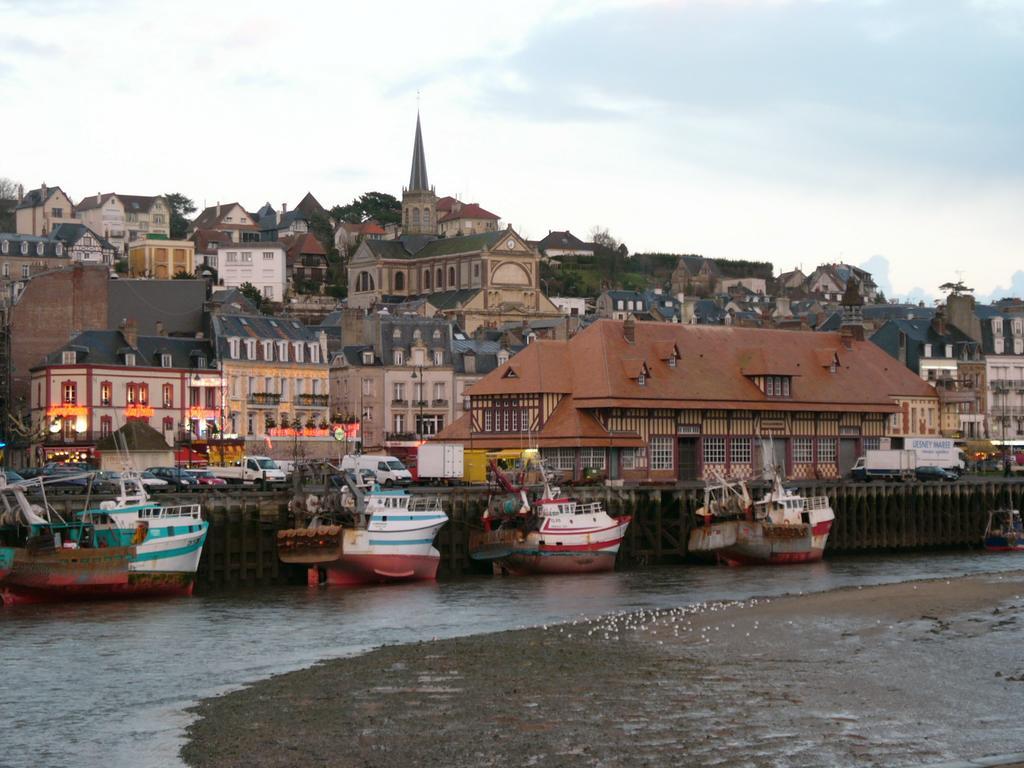 Les Studios Saint Germain Trouville-sur-Mer Buitenkant foto